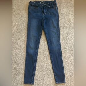Women’s Levi’s 720 Jeans - Super Skinny Style - Size 30 - Blue​